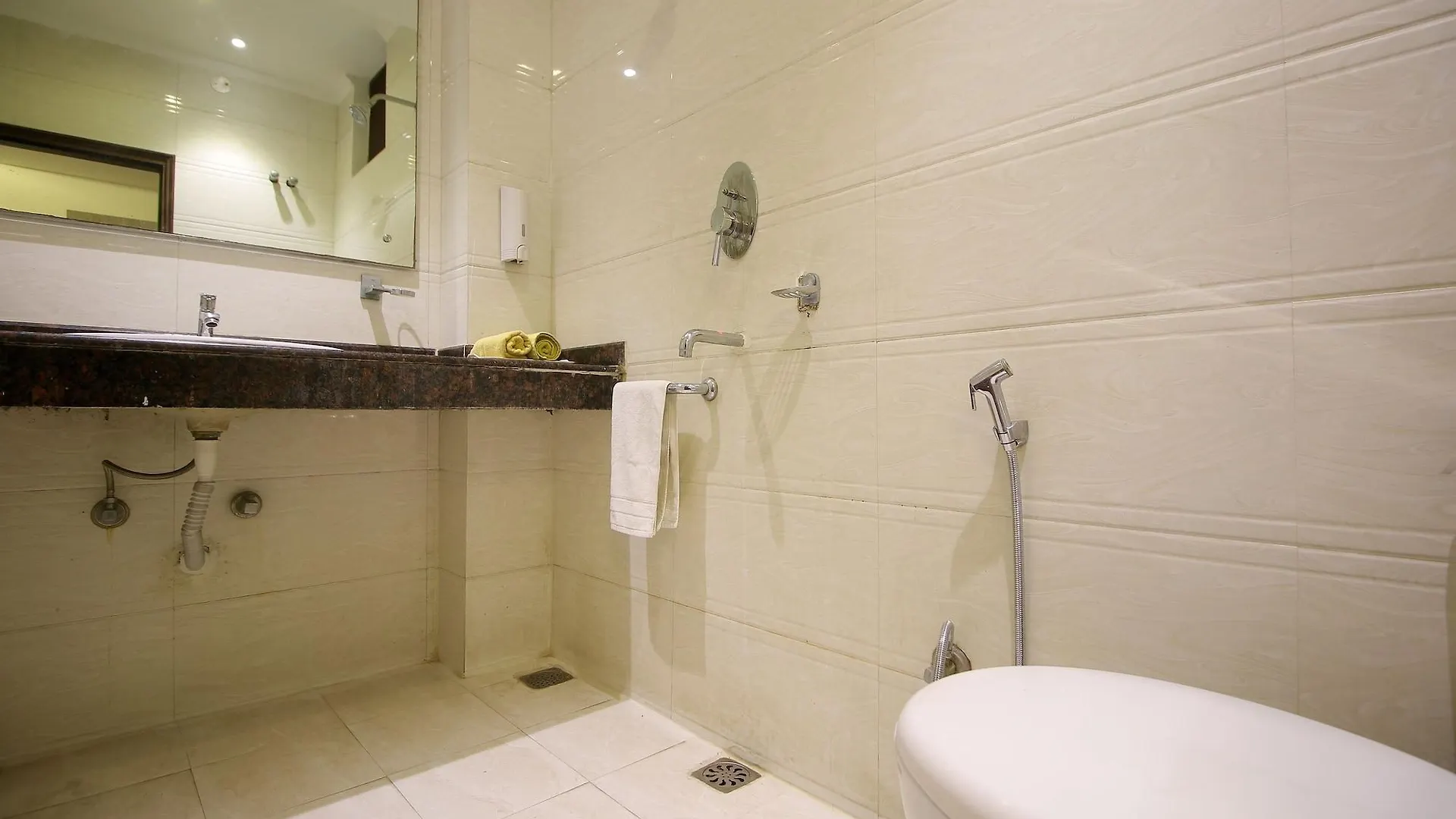 Hotel City Premier - Golf Course Road ,Gurgaon