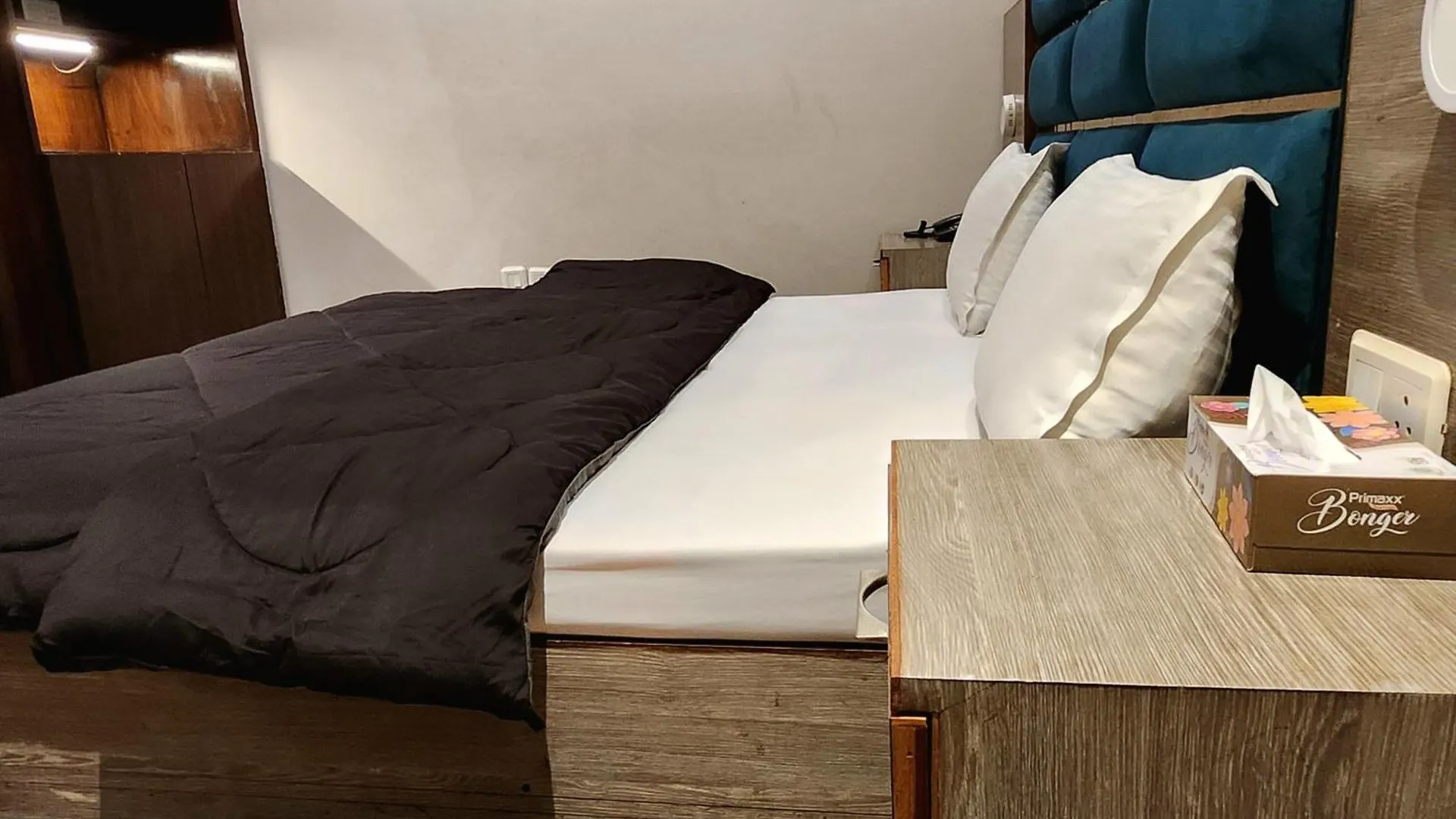 Hotel City Premier - Golf Course Road ,Gurgaon India