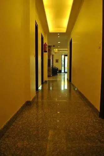 Hotel City Premier - Golf Course Road ,Gurgaon Gurgaon