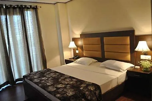 Hotel City Premier - Golf Course Road ,Gurgaon India
